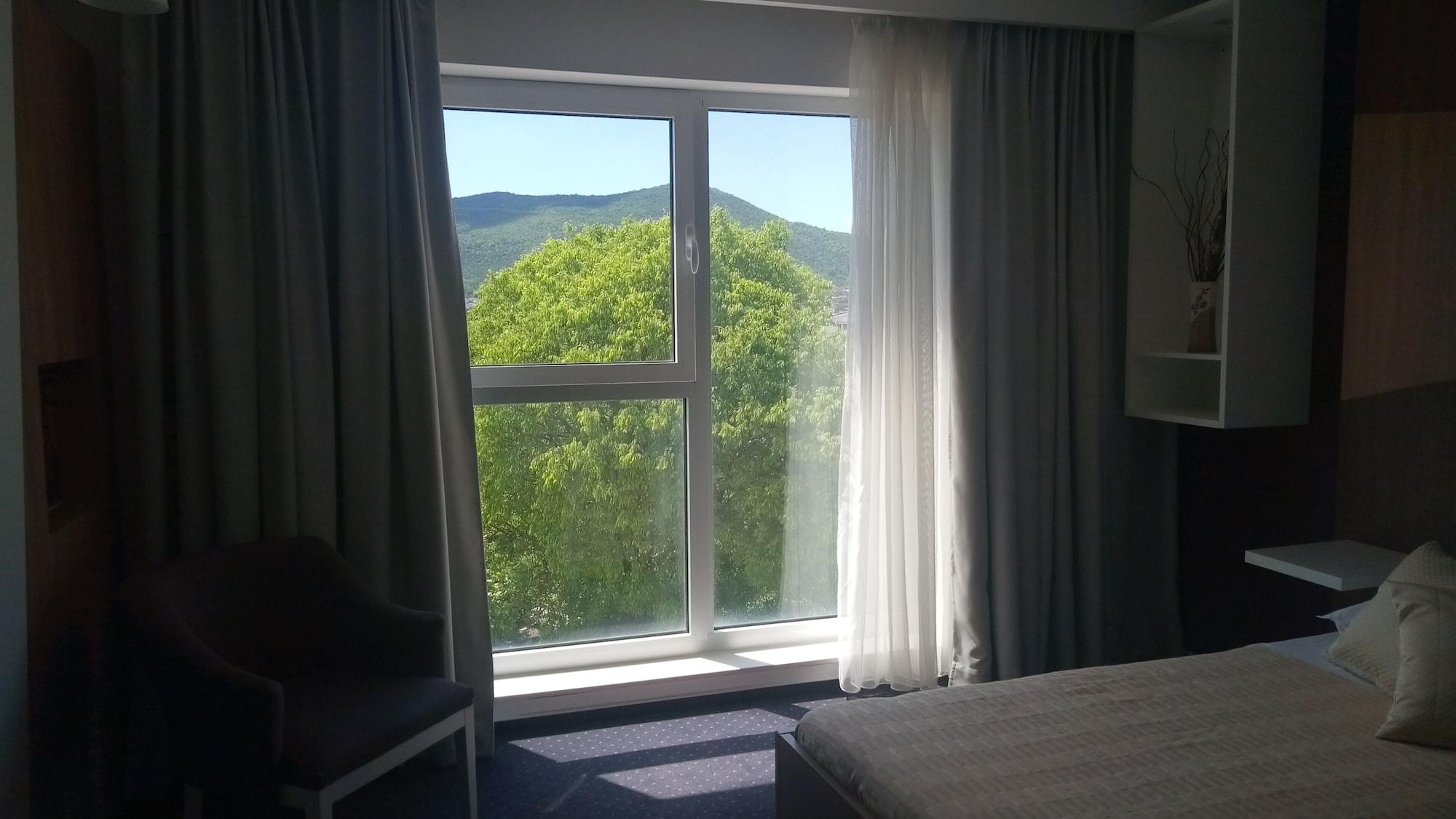 ホテルヘルツェグ Međugorje エクステリア 写真